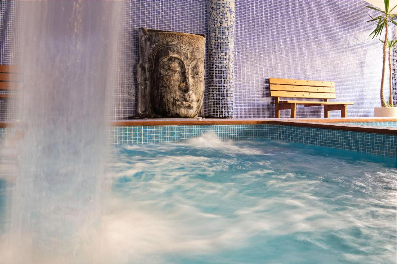 Hotel Moon Dreams Marina Parc На-Макарет Экстерьер фото